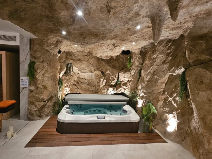 jacuzzi